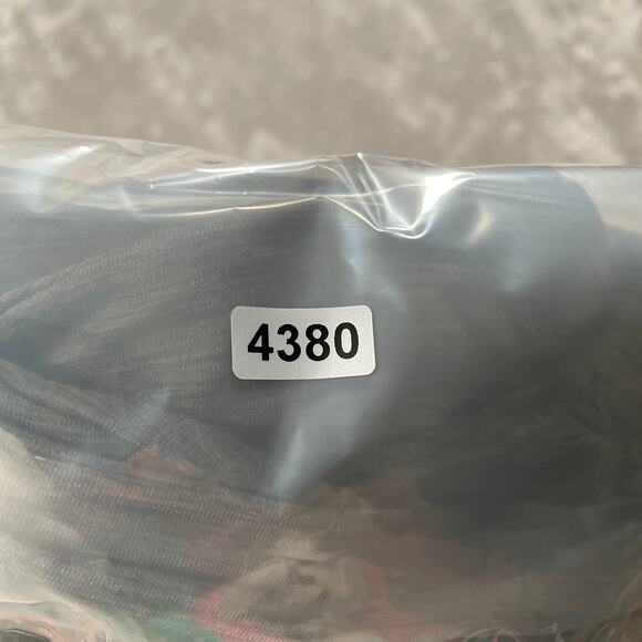 Vuori Lux Performance Tee Large Grey Workout Athleisure Hiking Quick Dry - Picture 9 of 9